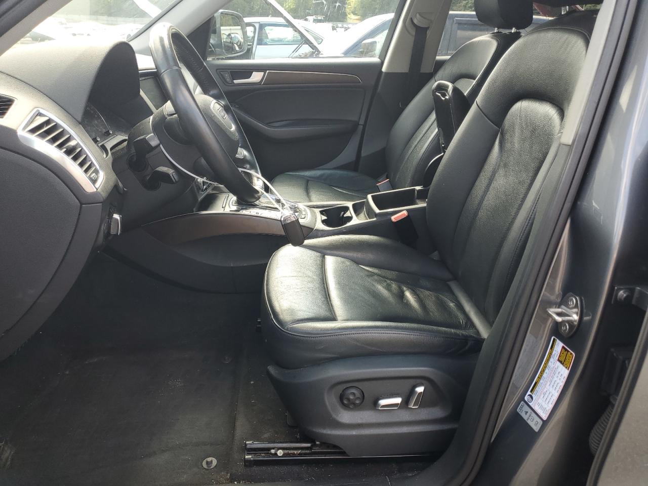 AUDI Q5 PREMIUM PLUS