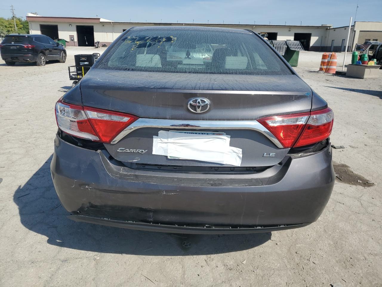TOYOTA CAMRY LE