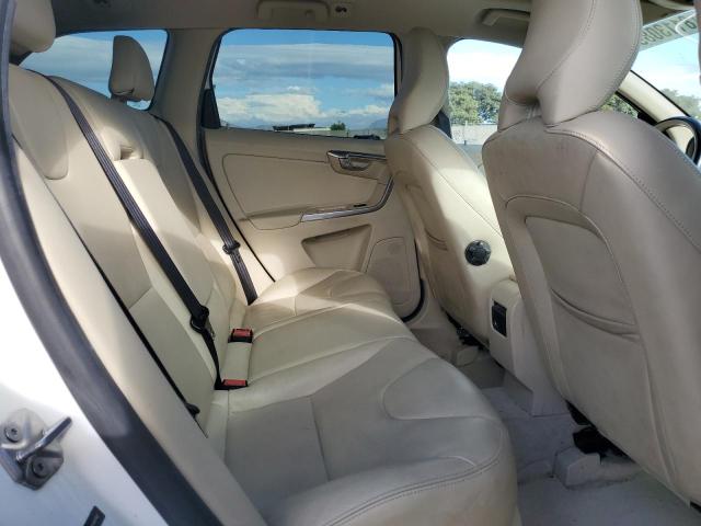 2015 VOLVO XC60 T5 PR YV440MDK8F2637667