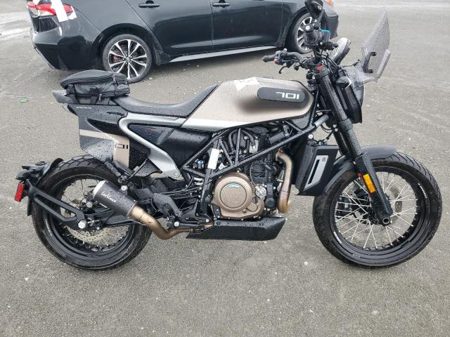 2020 HUSQVARNA SVARTPILEN - VBKUBV400LM777485
