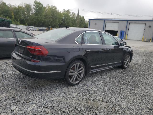 2017 VOLKSWAGEN PASSAT R-L 1VWDT7A31HC039696