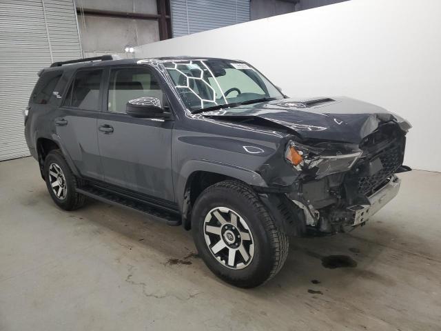 2024 TOYOTA 4RUNNER SR JTEPU5JR5R6285264