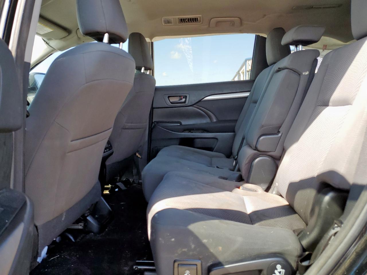 TOYOTA HIGHLANDER LE