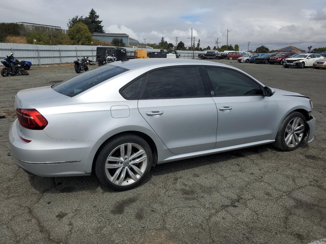 VOLKSWAGEN PASSAT WOLFSBURG