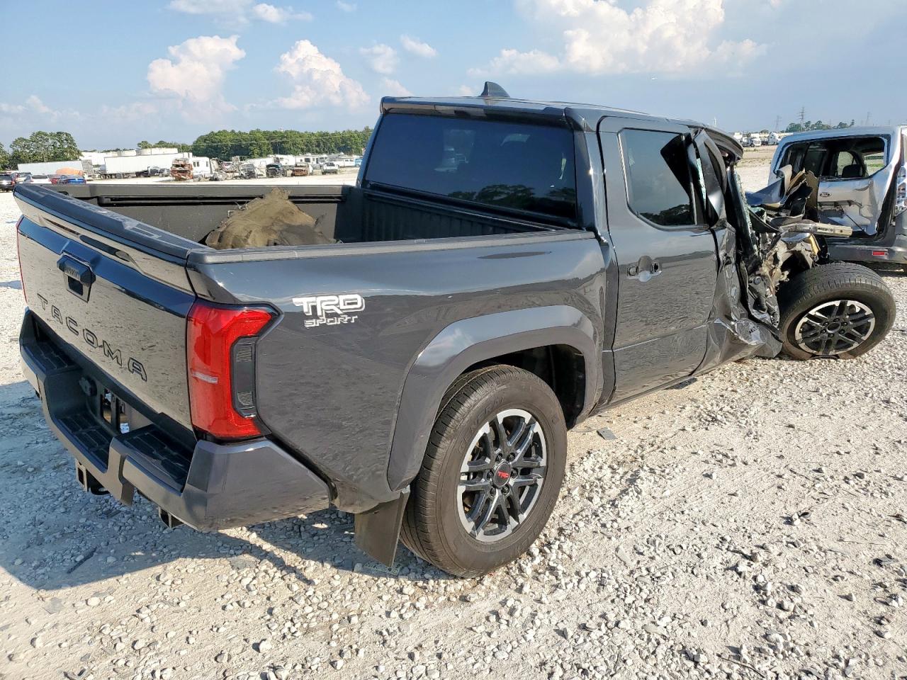 TOYOTA TACOMA DOUBLE CAB