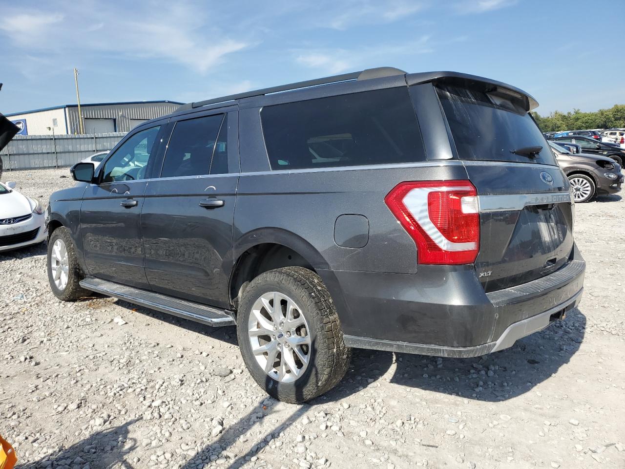 FORD EXPEDITION MAX XLT