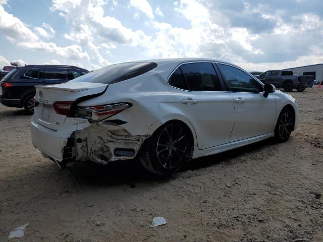 2018 TOYOTA CAMRY L 4T1B11HK0JU654388