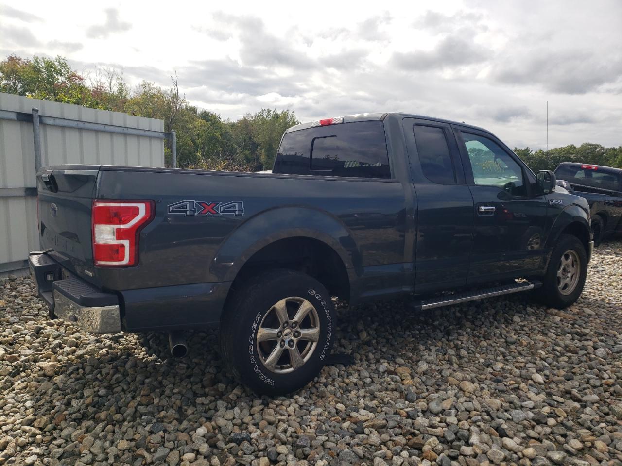 FORD F-150 SUPER CAB