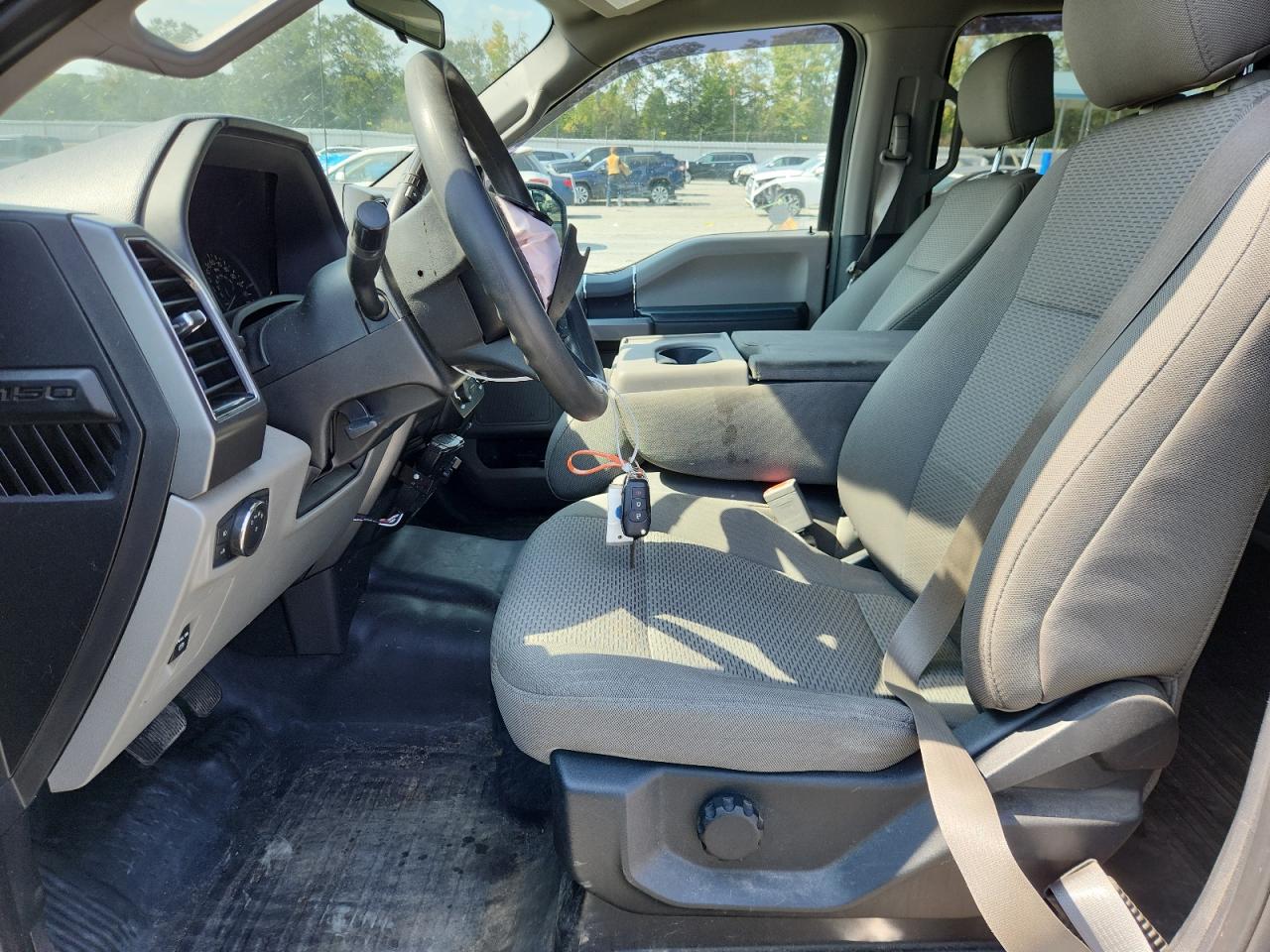 FORD F-150 SUPERCREW