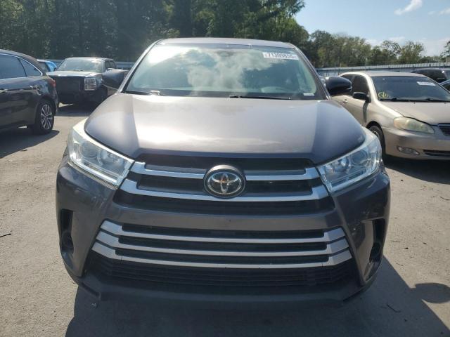 2019 TOYOTA HIGHLANDER LE 5TDZARFH9KS052345