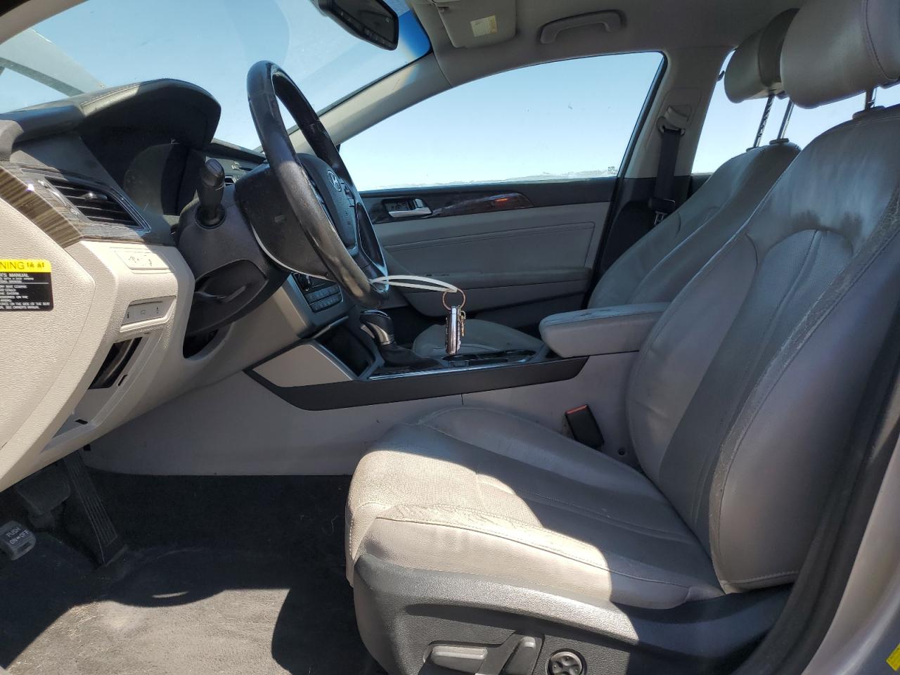 HYUNDAI SONATA HYBRID