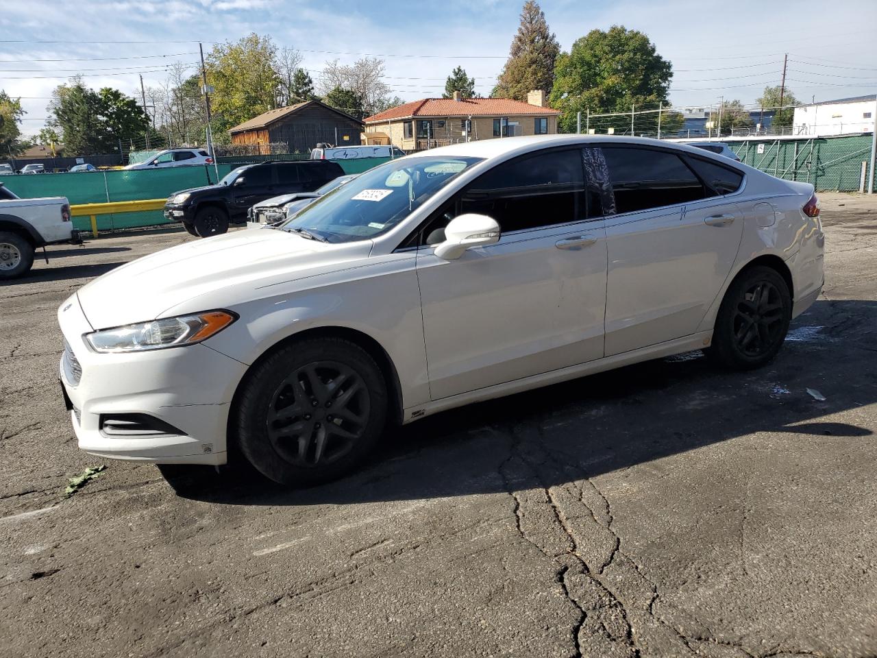 FORD FUSION SE