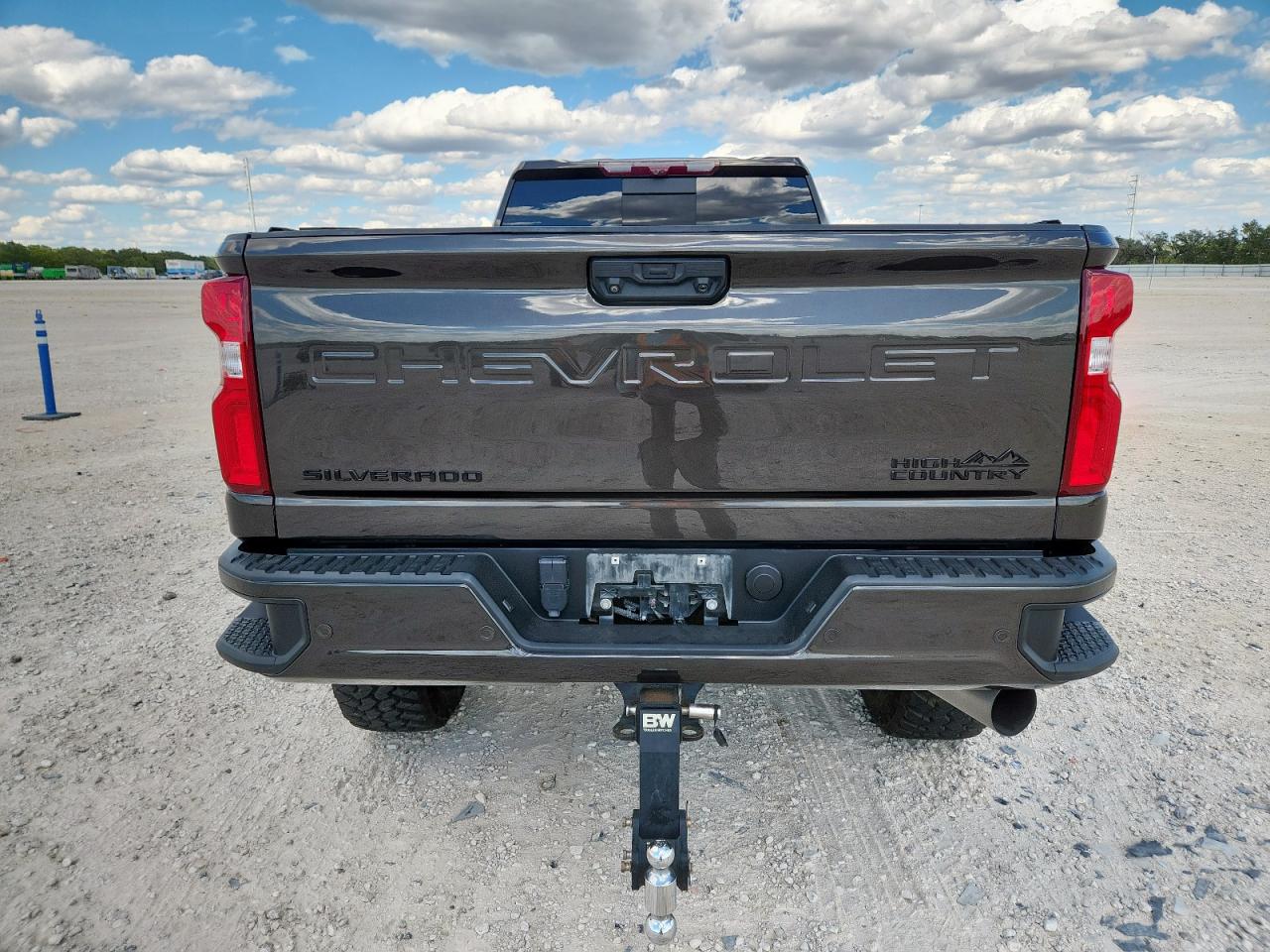 CHEVROLET SILVERADO K3500 HIGH COUNTRY