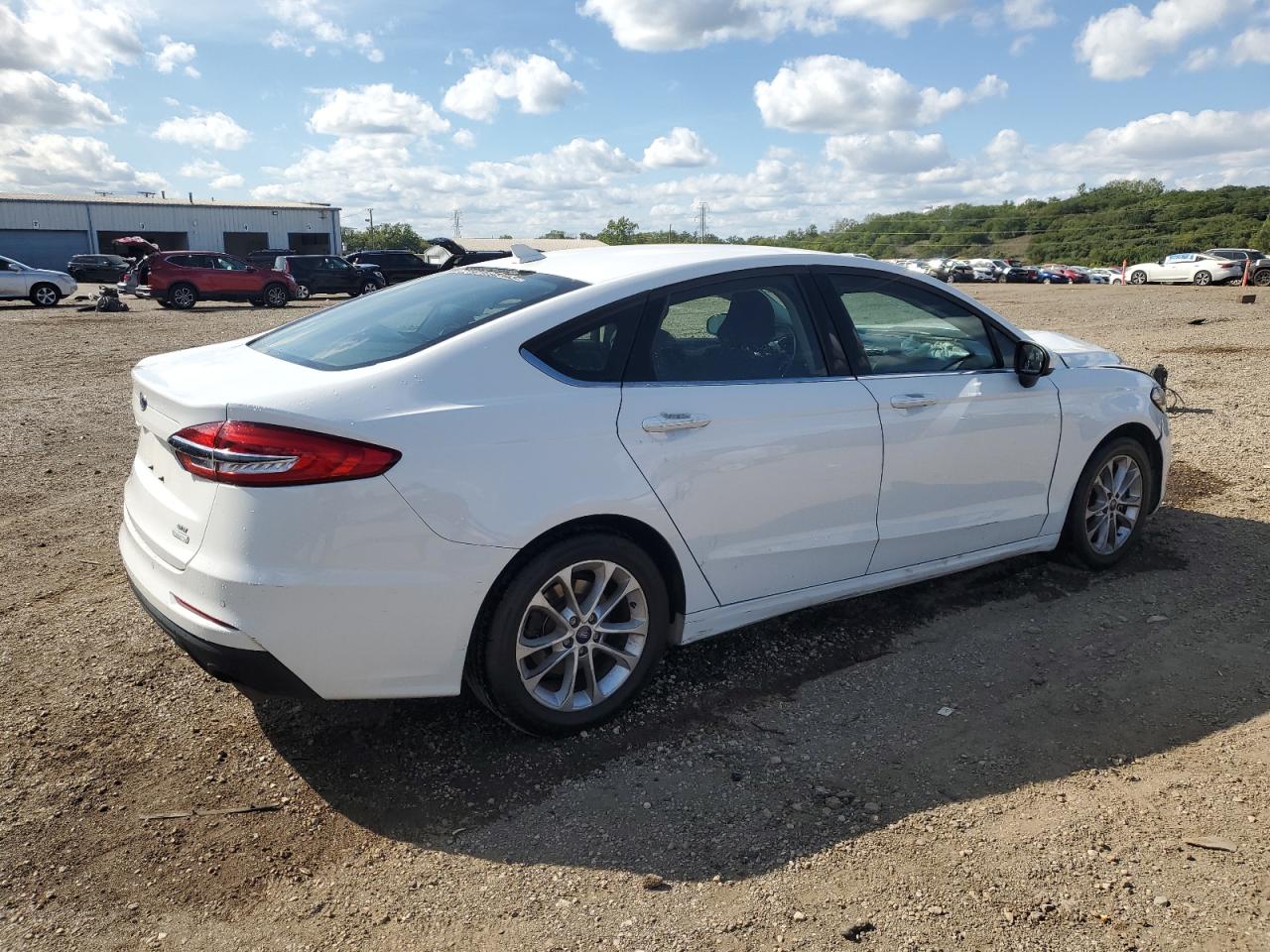 FORD FUSION SE