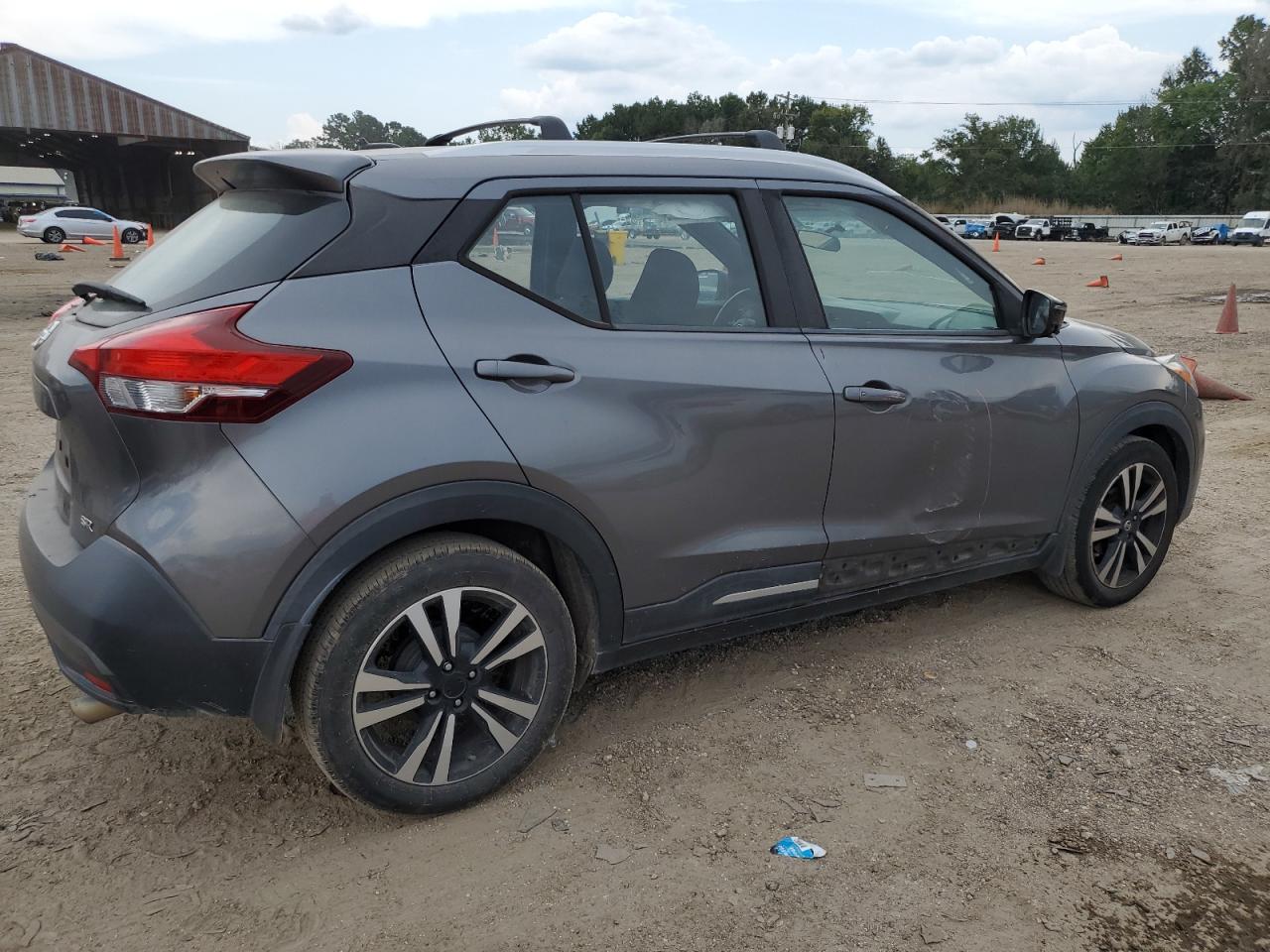 Lot #3311640230 2018 NISSAN KICKS S