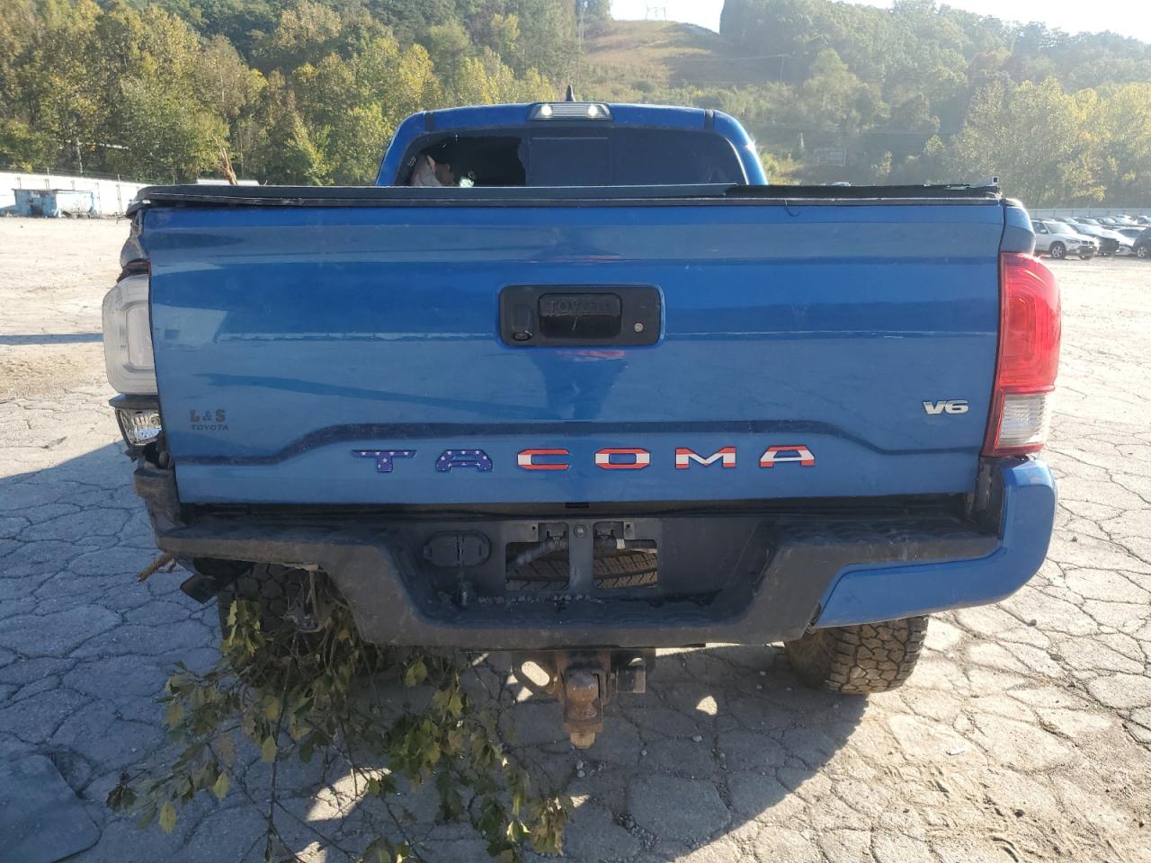 TOYOTA TACOMA DOUBLE CAB