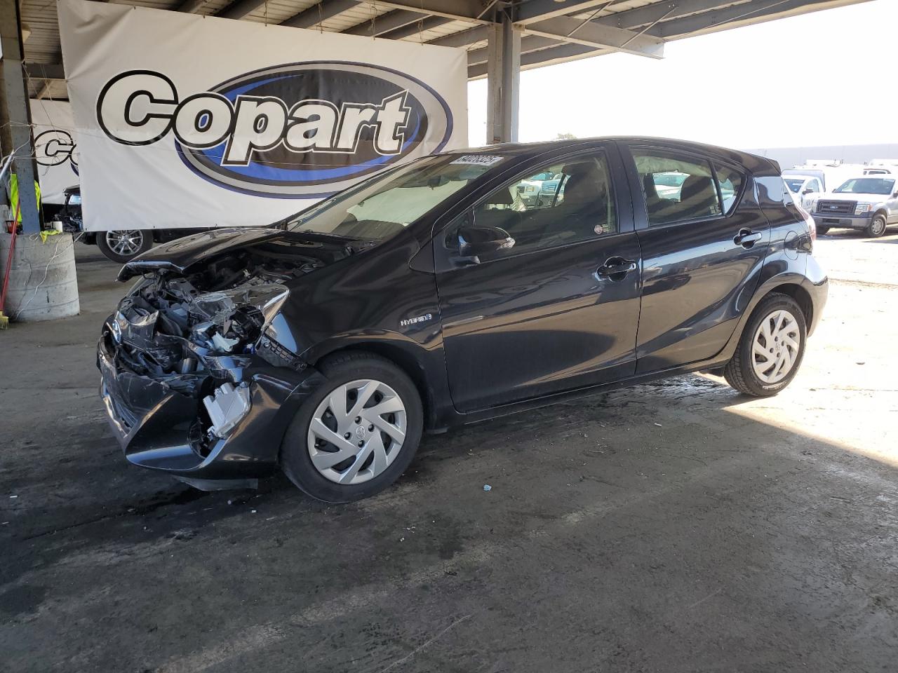 TOYOTA PRIUS C