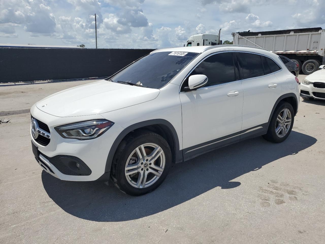 MERCEDES-BENZ GLA-CLASS 250 4MATIC