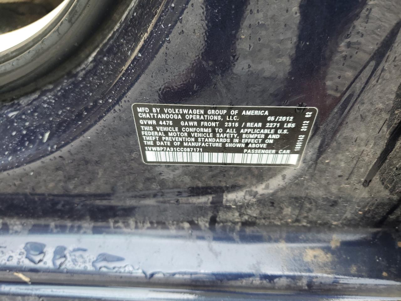 VOLKSWAGEN PASSAT SE