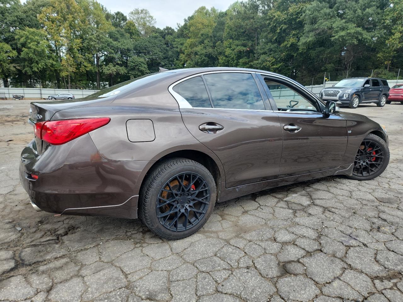 INFINITI Q50 BASE
