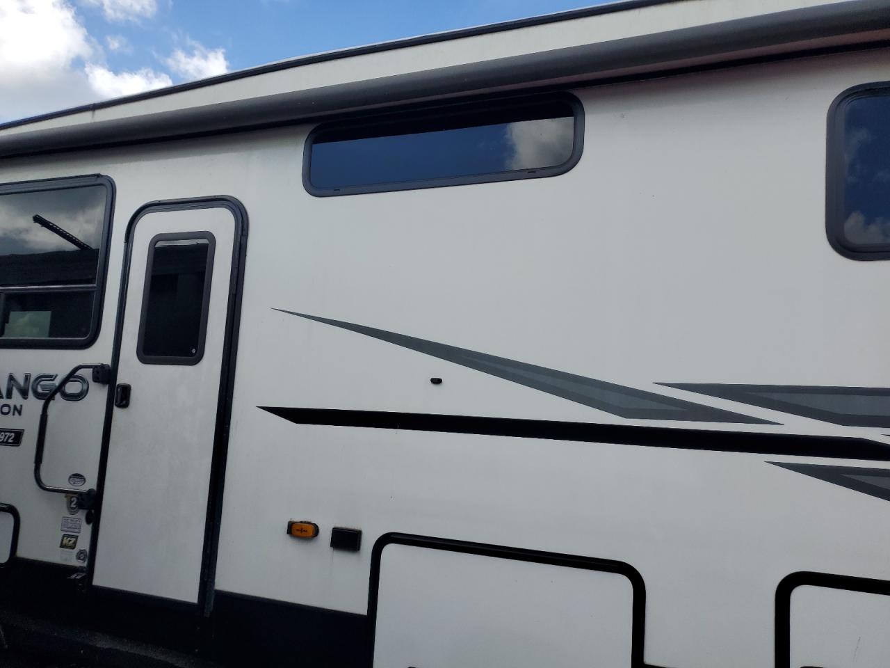 Lot #3265251993 2022 KZ INC DURANGO-HALF TON 290