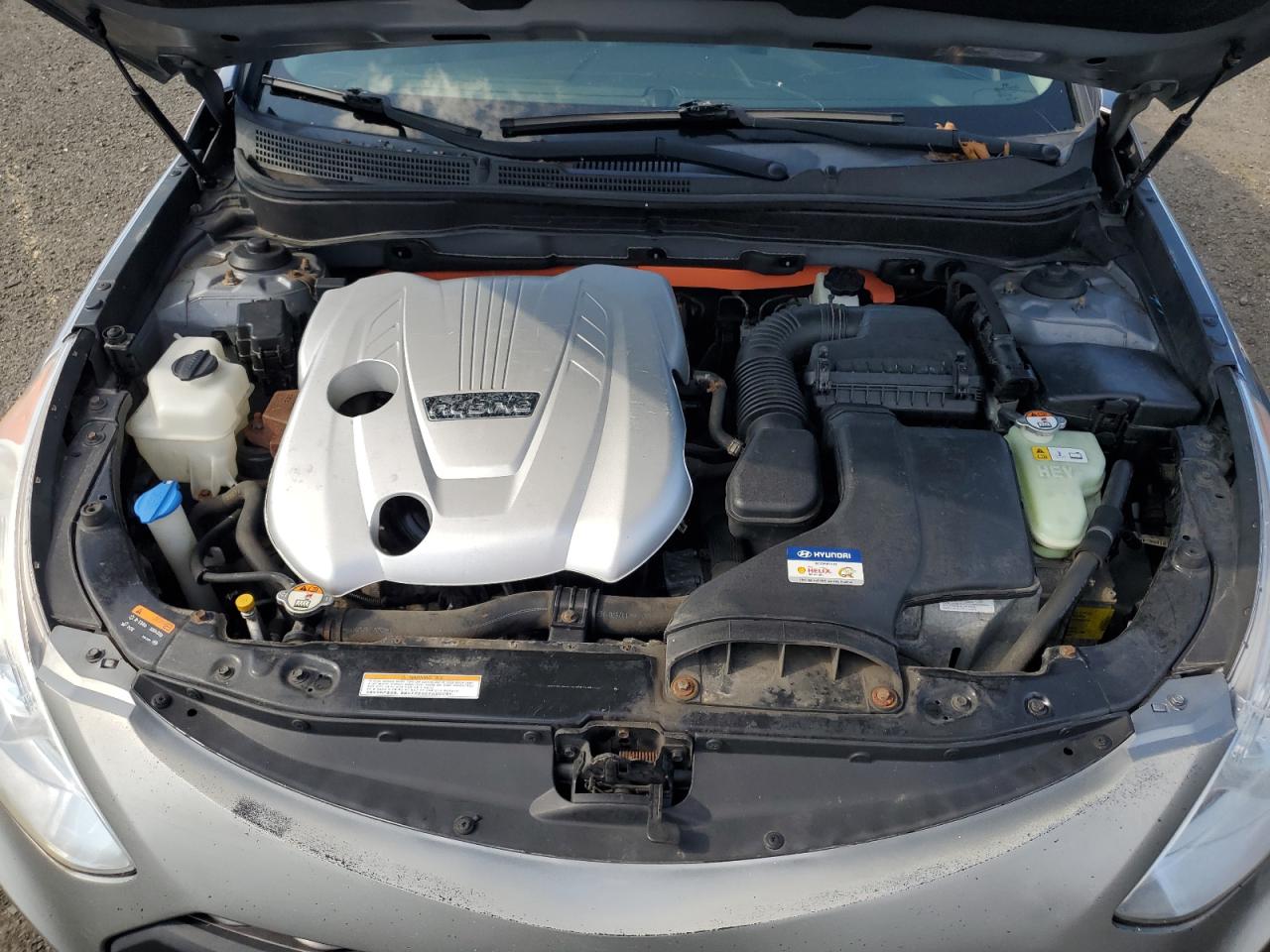 HYUNDAI SONATA HYBRID