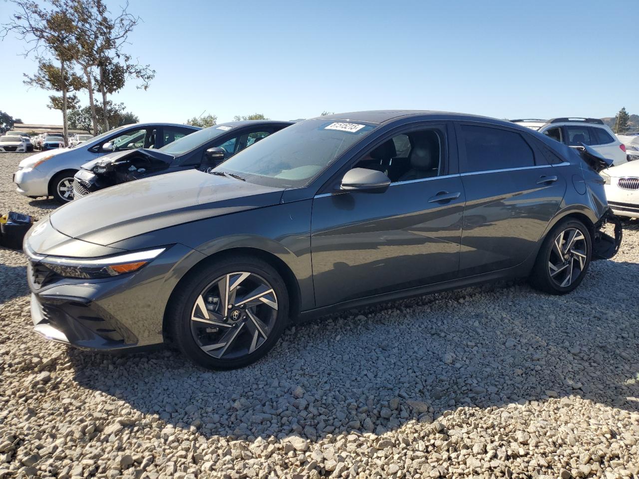 HYUNDAI ELANTRA LIMITED