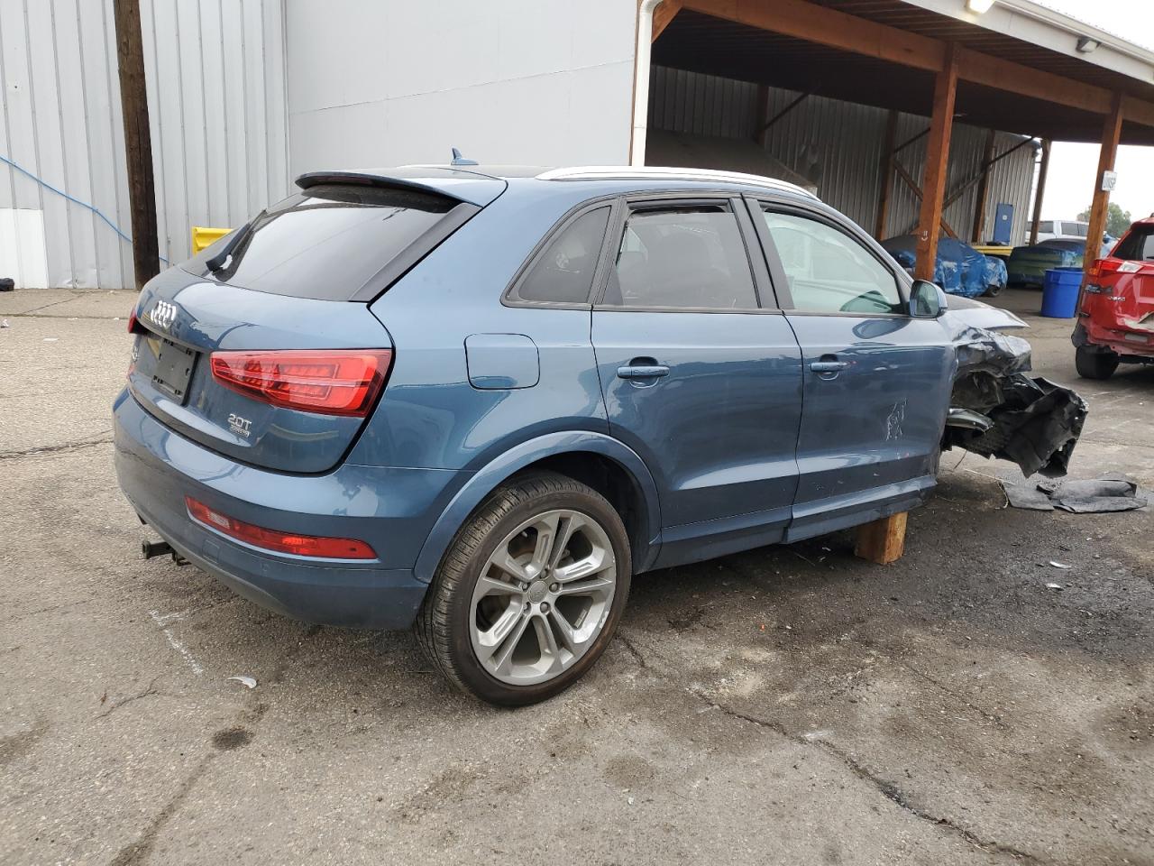 AUDI Q3 PREMIUM
