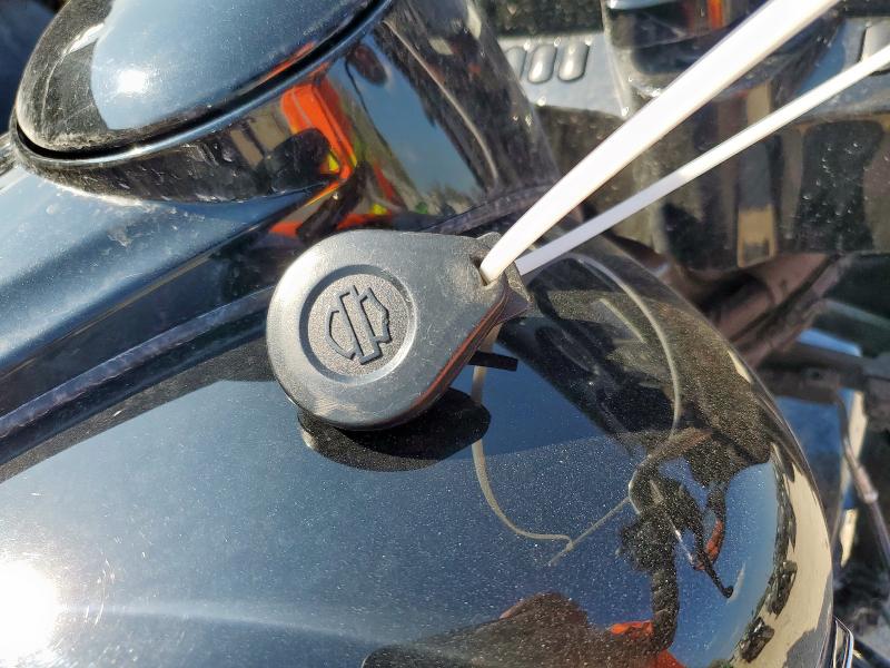 2018 HARLEY-DAVIDSON FLHXS STREET GLIDE SPECIAL 1HD1KRC16JB681843