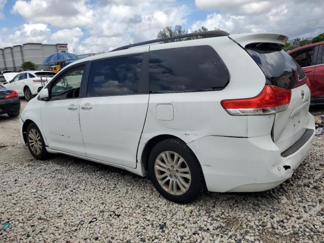 2014 TOYOTA SIENNA XLE #3255385416