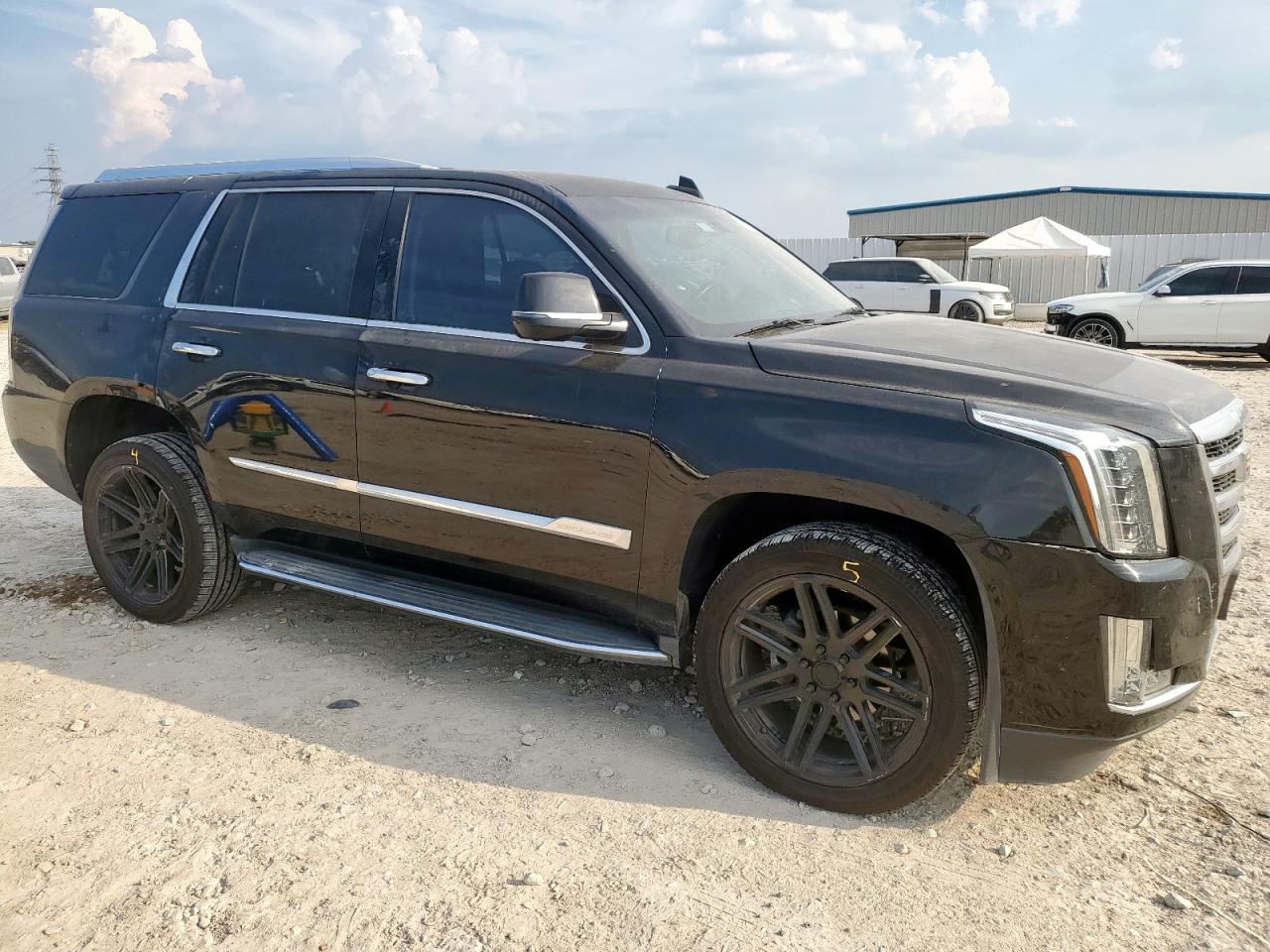 CADILLAC ESCALADE