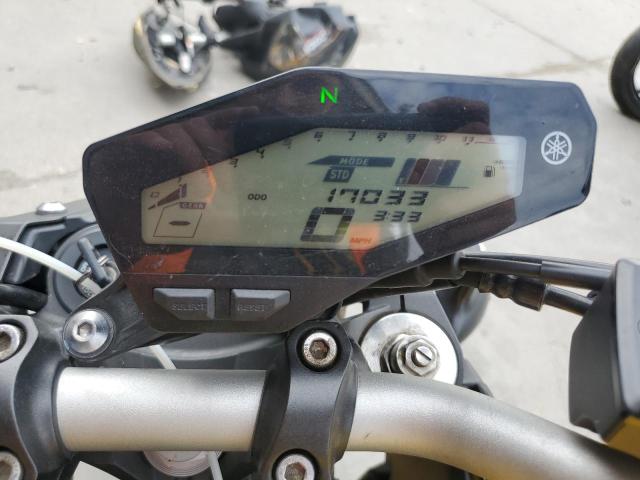 2015 YAMAHA FZ09 - JYARN33E8FA004801