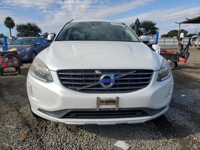 2015 VOLVO XC60 T5 PR YV440MDK8F2637667