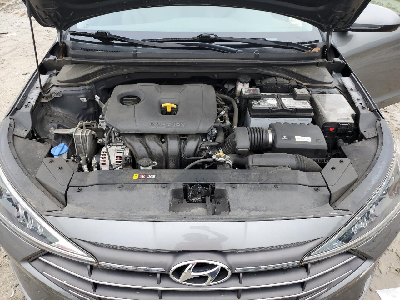 HYUNDAI ELANTRA SEL