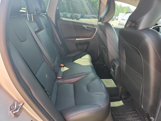 2017 VOLVO XC60 T5 IN YV440MDU7H2132434