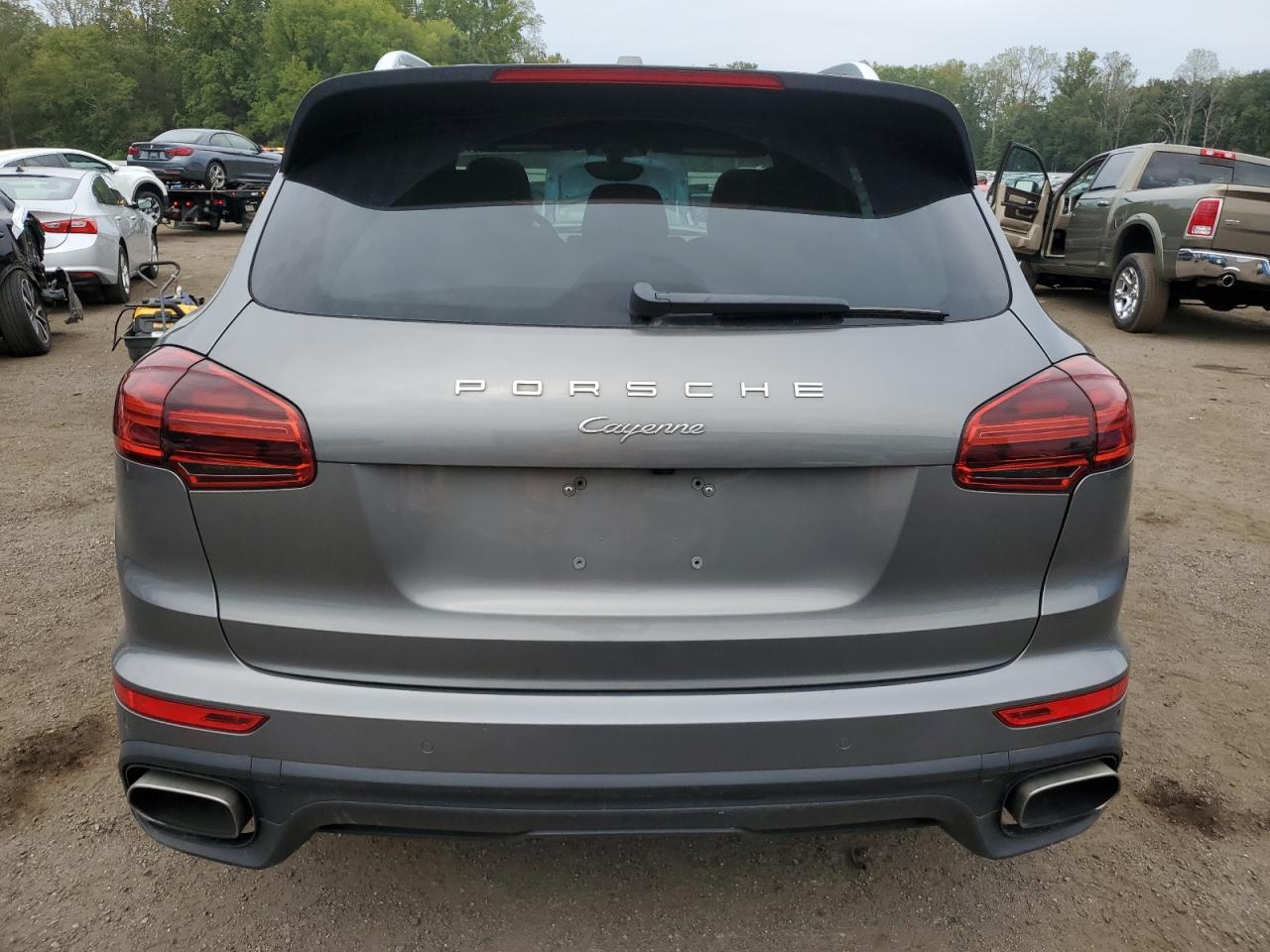 PORSCHE CAYENNE