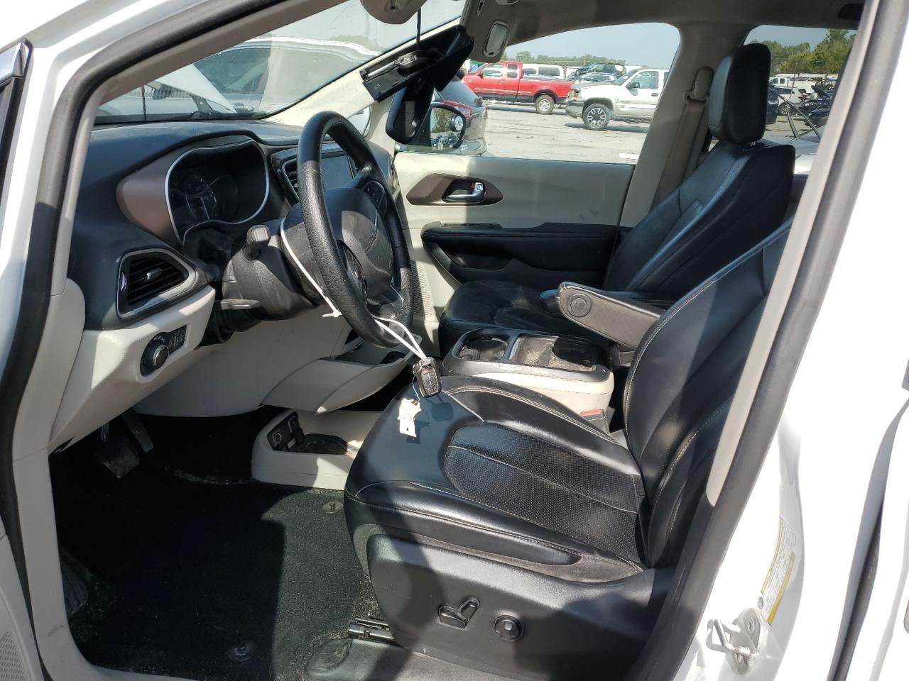 CHRYSLER VOYAGER LXI