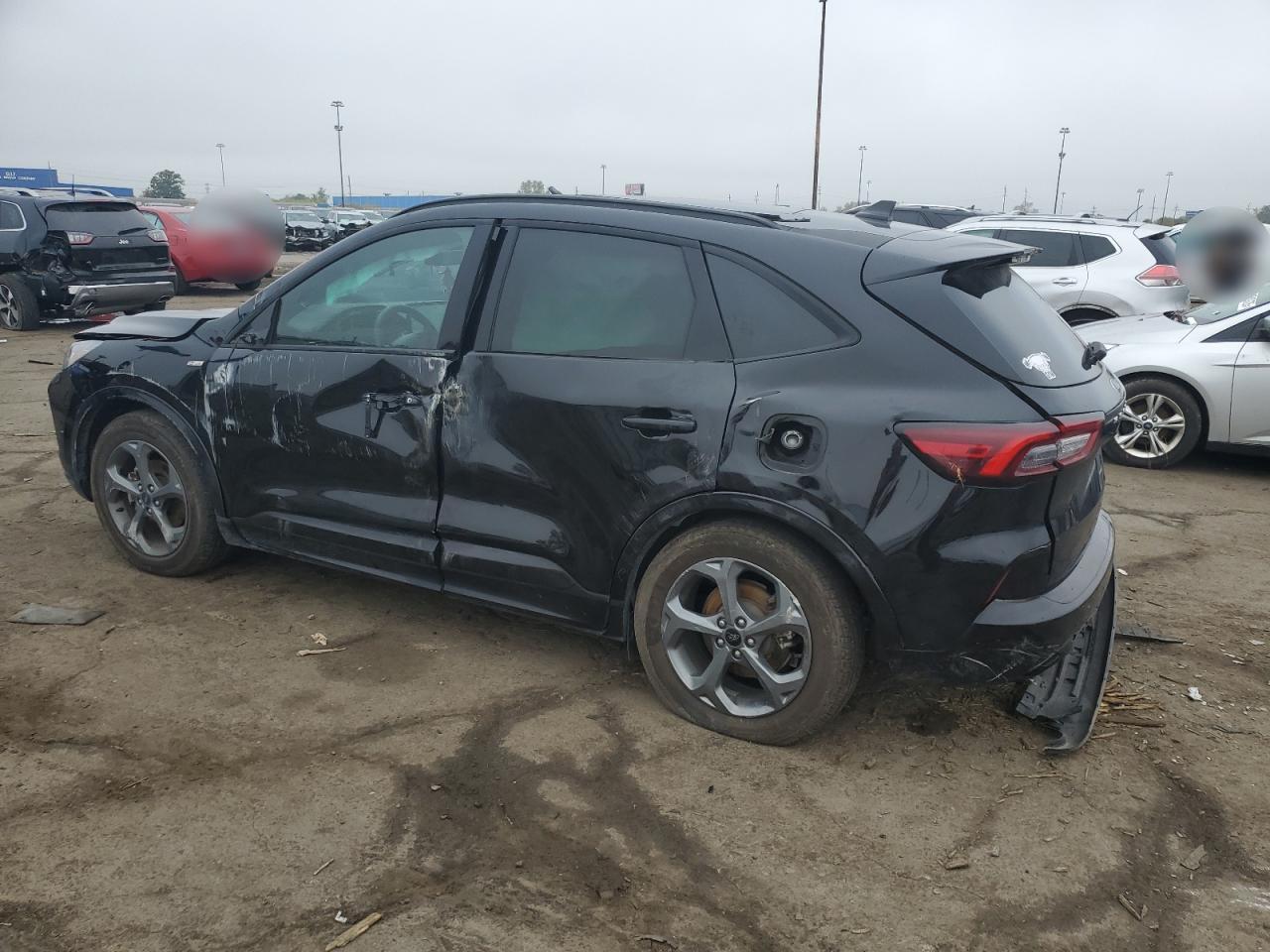 FORD ESCAPE ST LINE