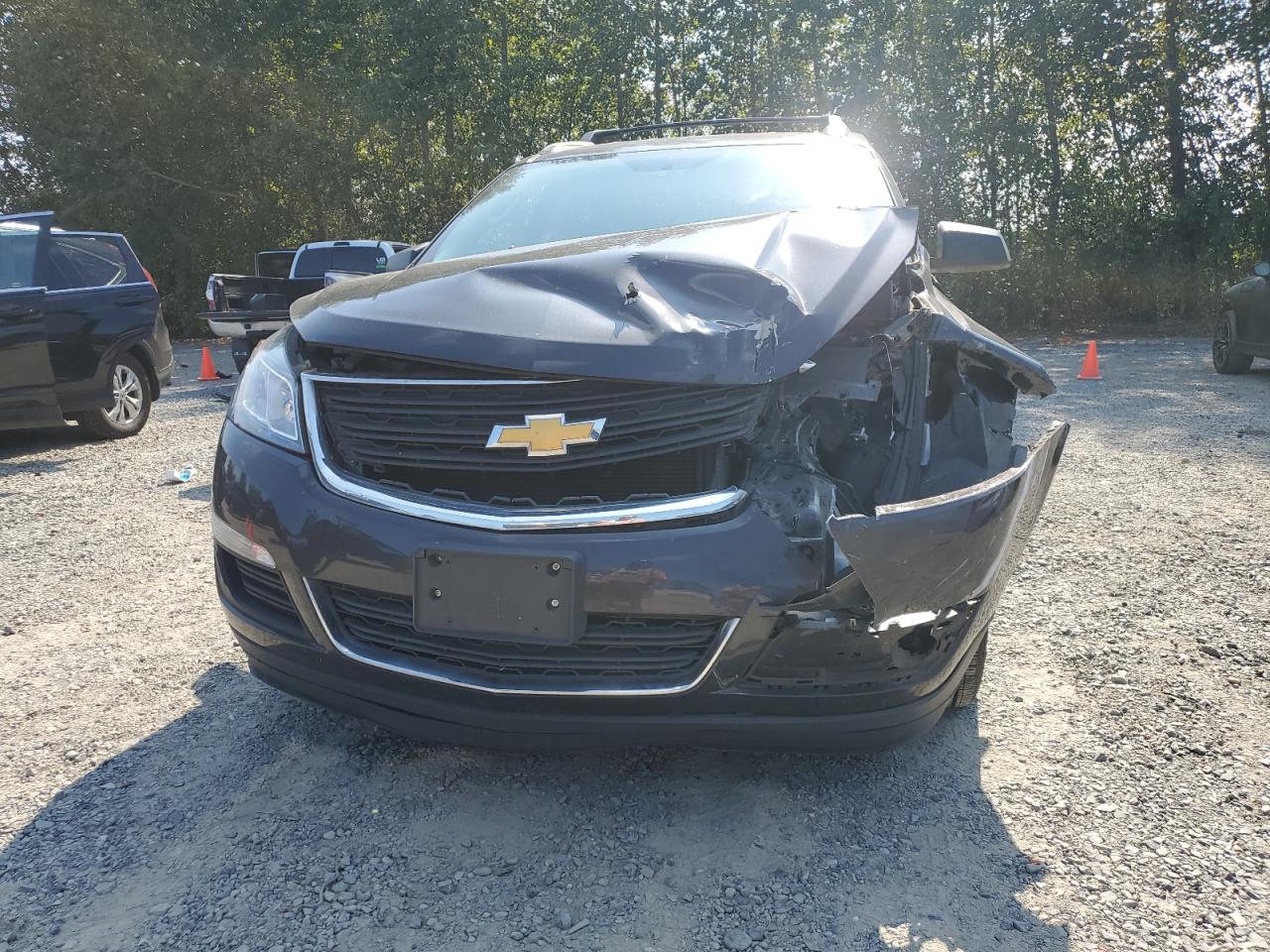 CHEVROLET TRAVERSE LS