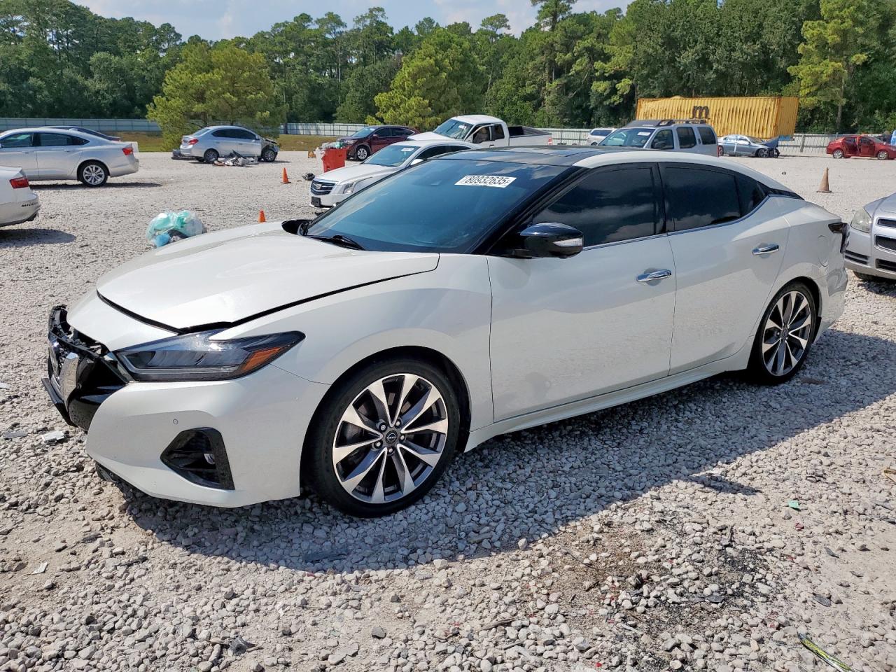 NISSAN MAXIMA PLATINUM