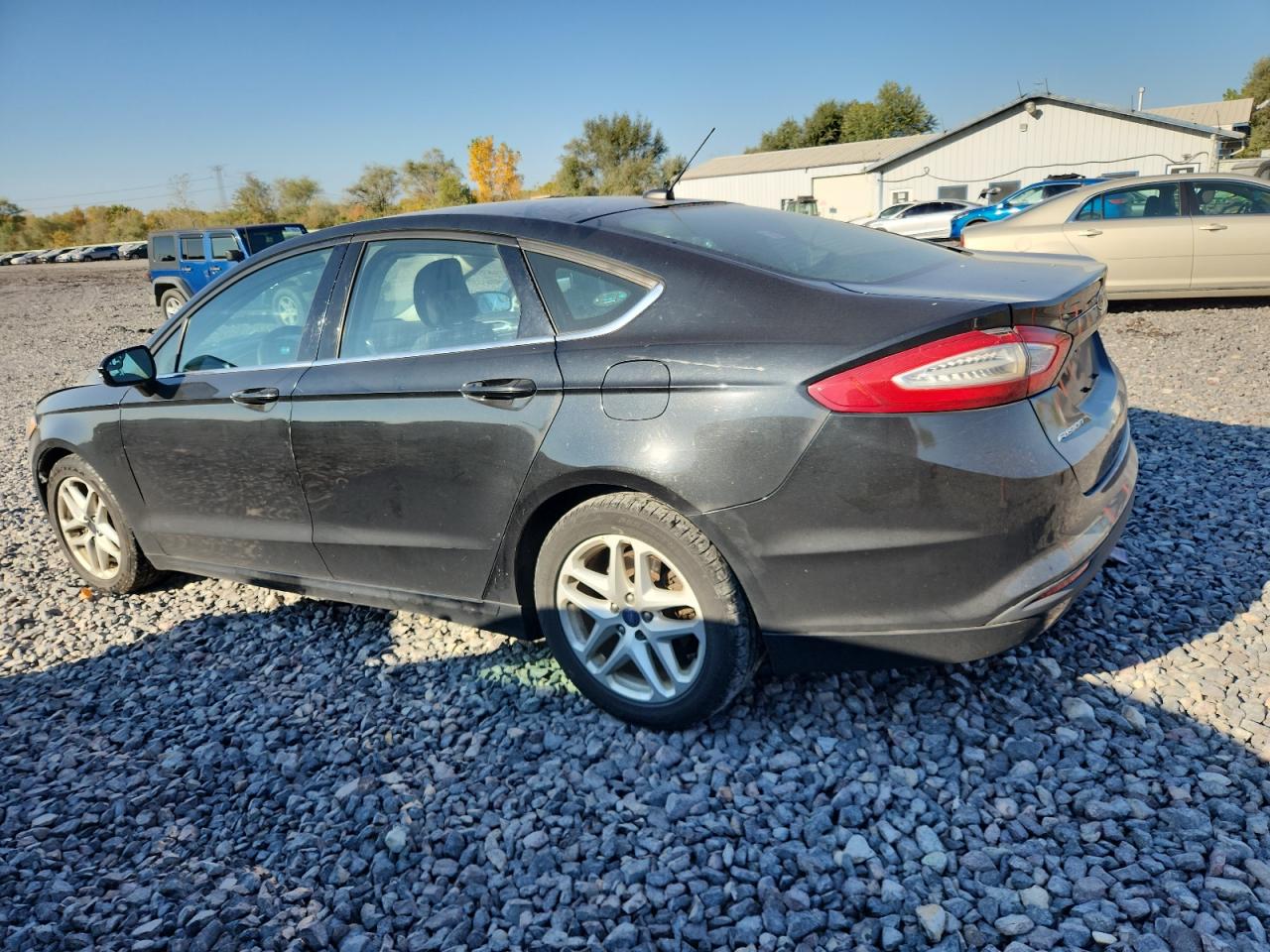 FORD FUSION SE