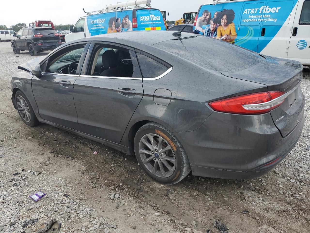 FORD FUSION SE