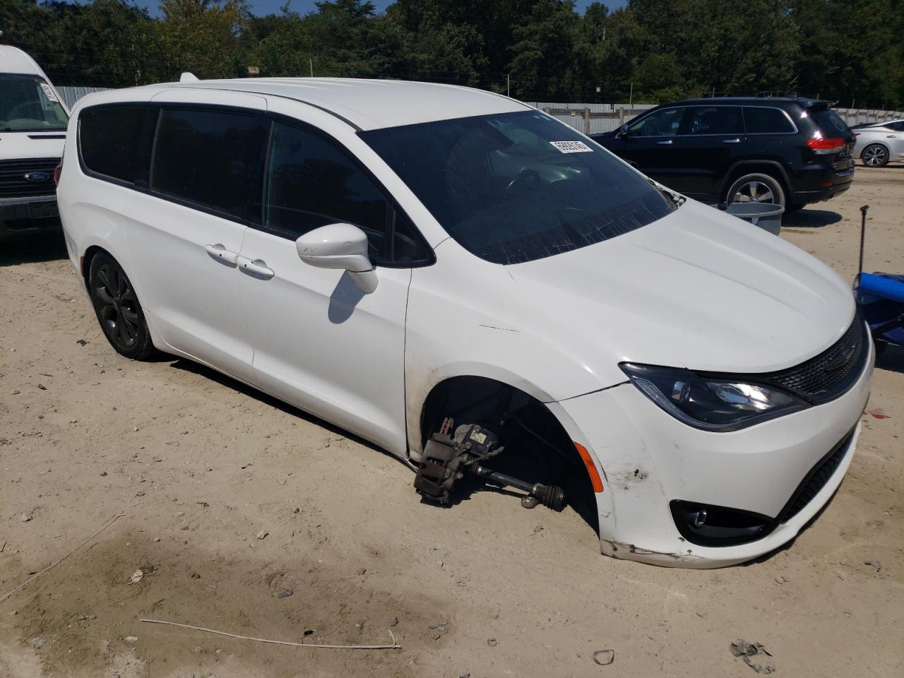 CHRYSLER PACIFICA TOURING PLUS