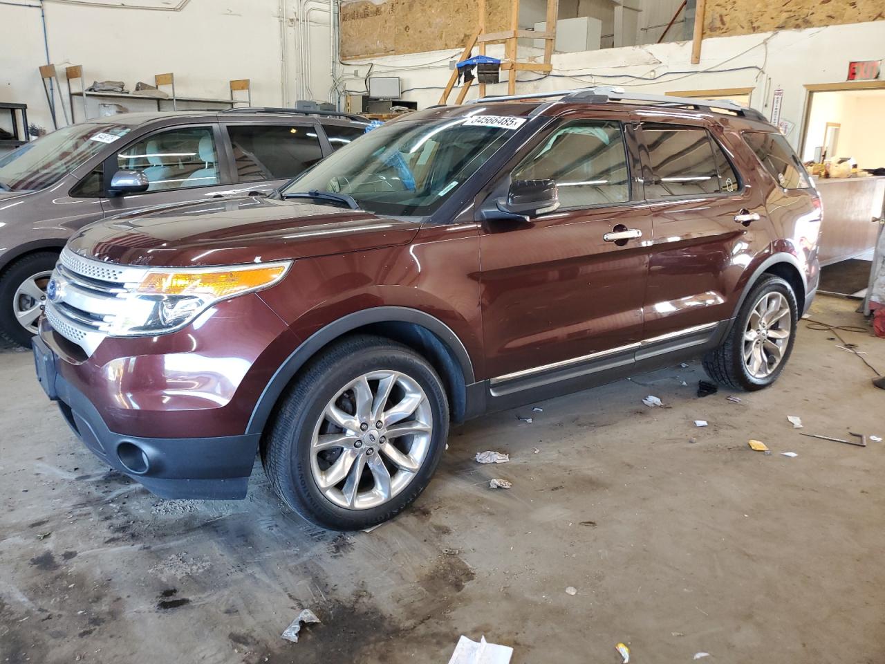 FORD EXPLORER XLT