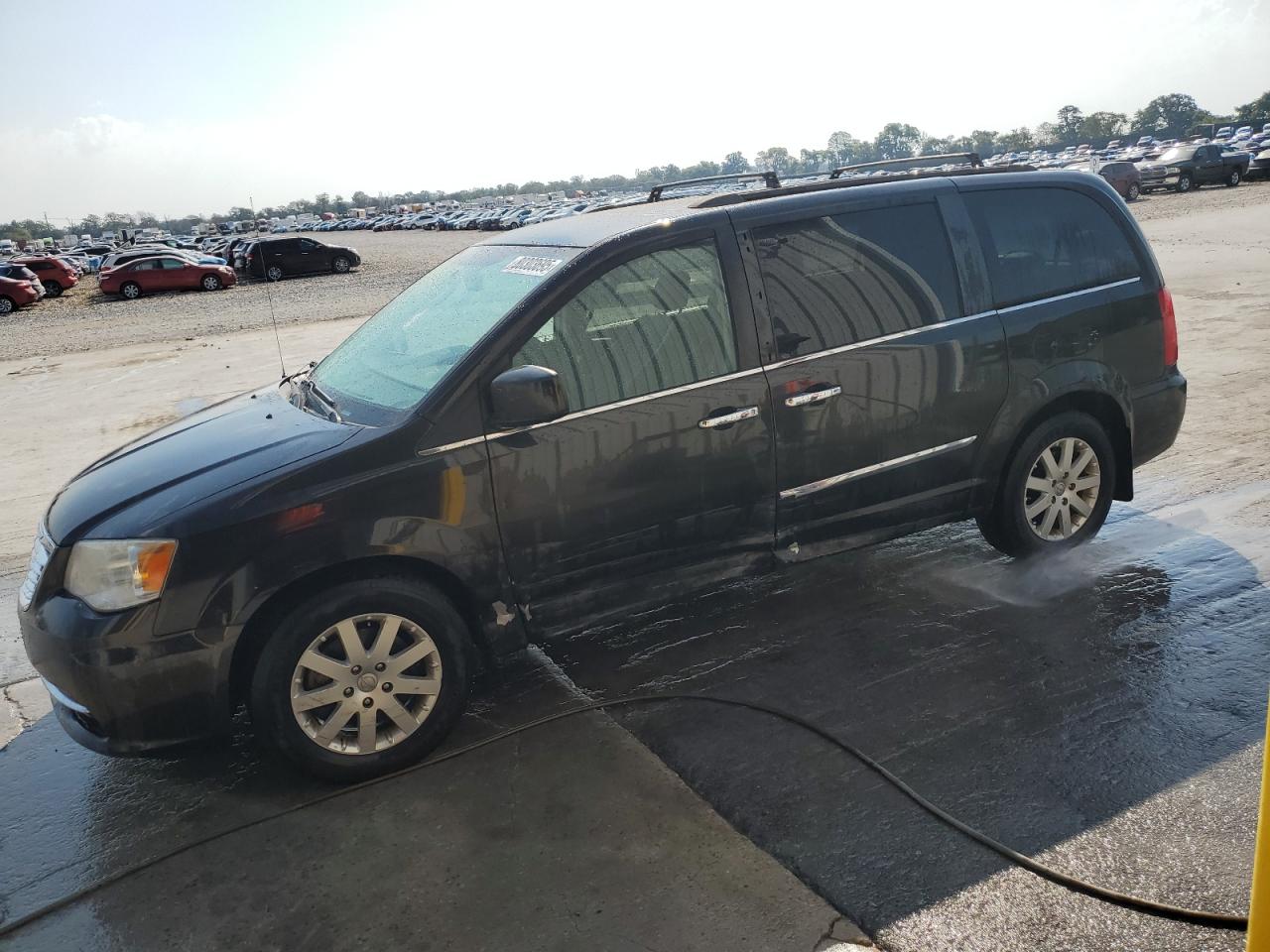 CHRYSLER TOWN & COUNTRY TOURING