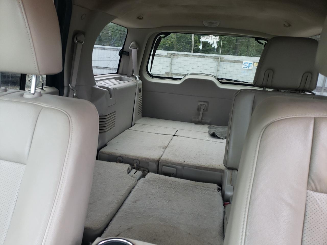 FORD EXPEDITION LIMITED