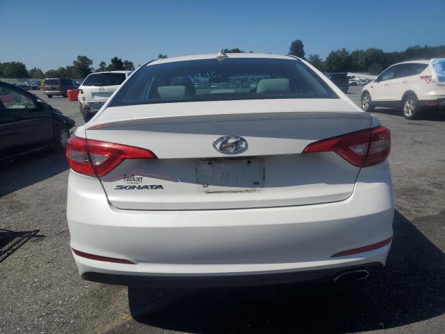 2015 HYUNDAI SONATA SE 5NPE24AF9FH210960