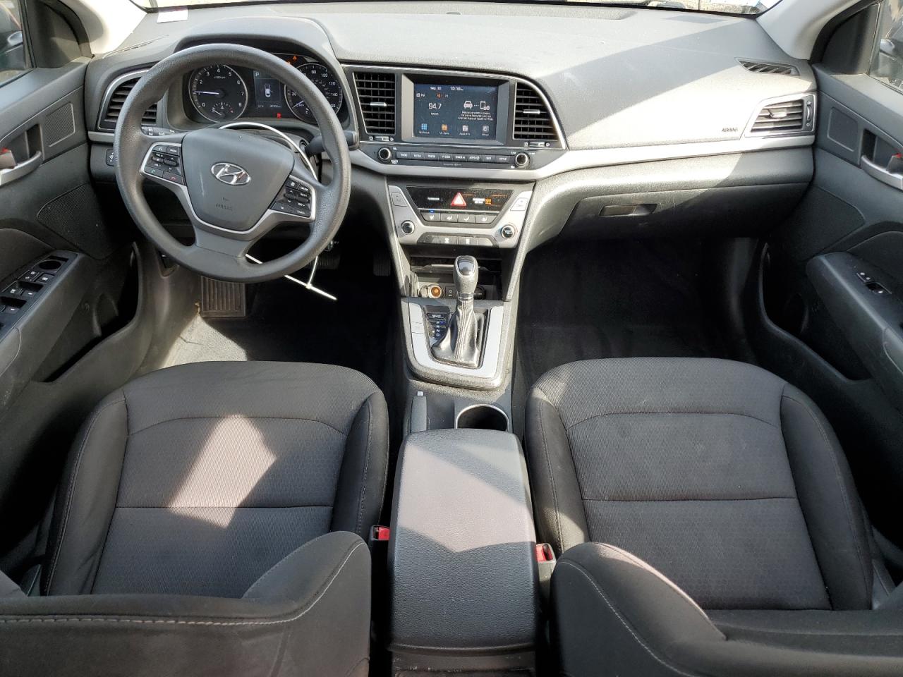 HYUNDAI ELANTRA SEL