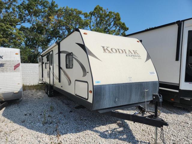 Global Auto Auctions: 2015 KODIAK TRAVEL TRA