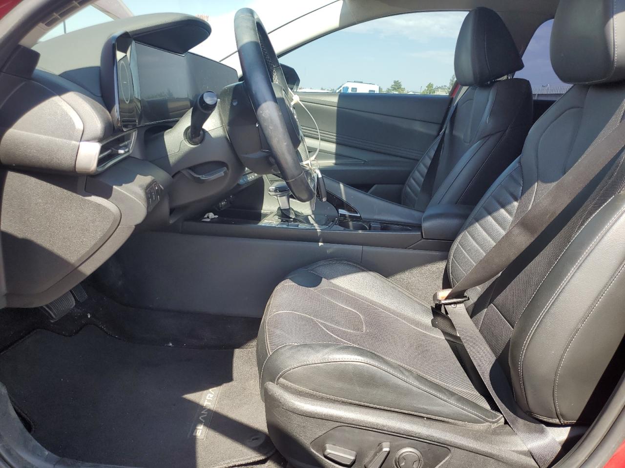 HYUNDAI ELANTRA LIMITED